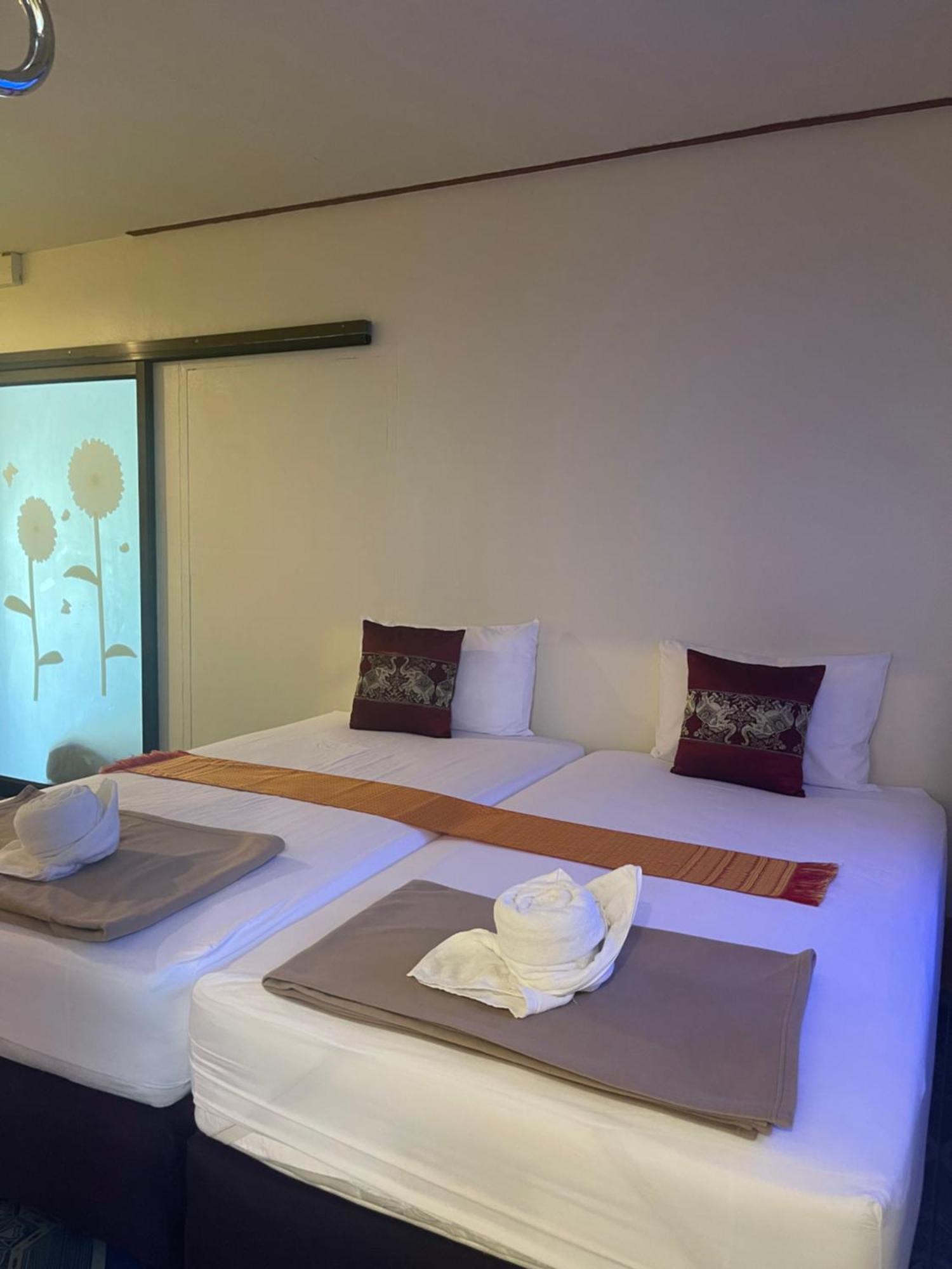 Baan Klong House Hotell Baan Khai Eksteriør bilde